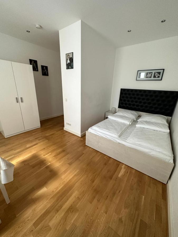 Charming Frankfurt Apartment *