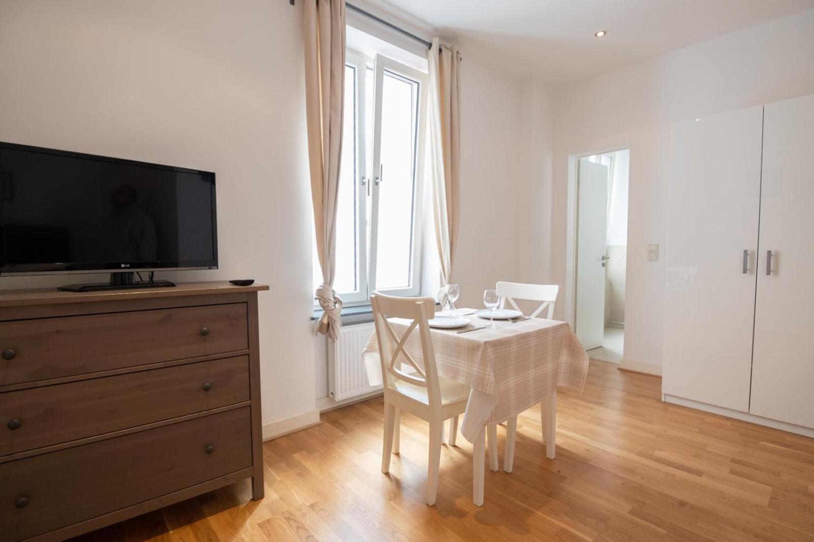 Charming Frankfurt Apartment *