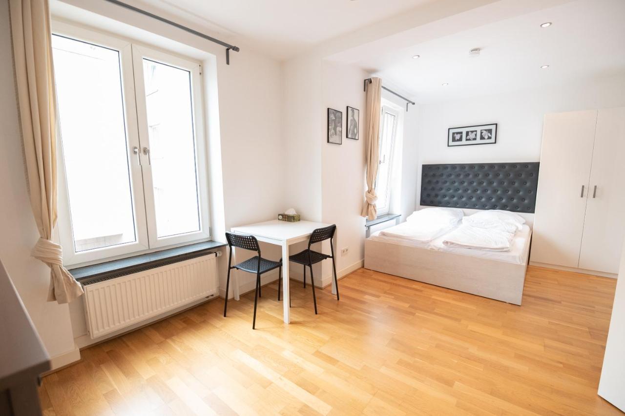 Charming Frankfurt Apartment *
